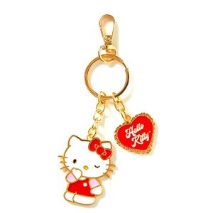 NEW! HELLO KITTY X FOREVER 21 VALENTINES KEYCHAIN